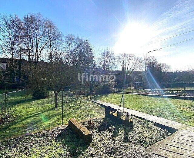 Maison - 286 m² - 9 pièces