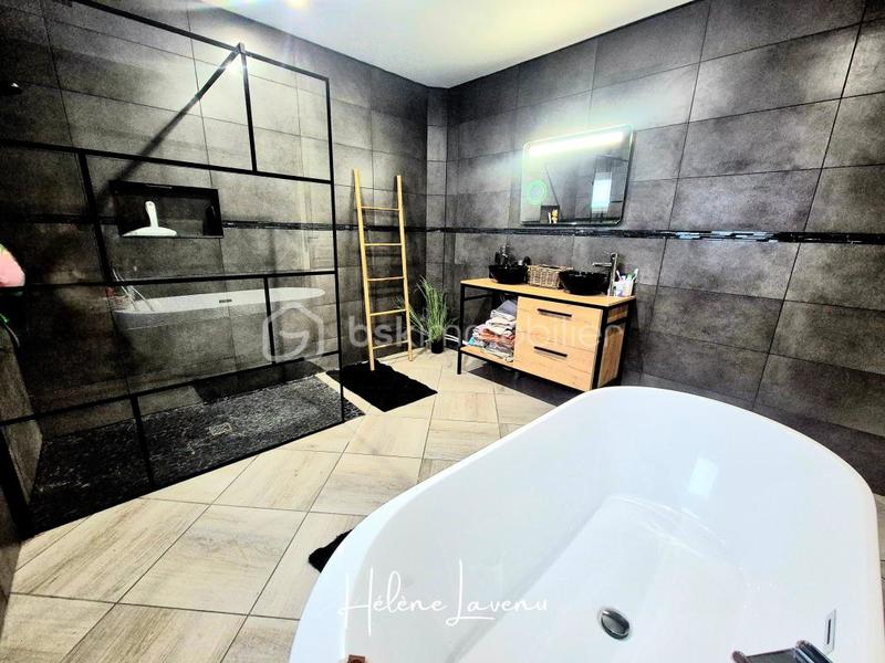 Maison - 128 m² - 6 pièces