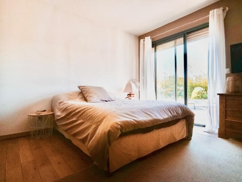 Demeure - 205 m² - 4 pièces