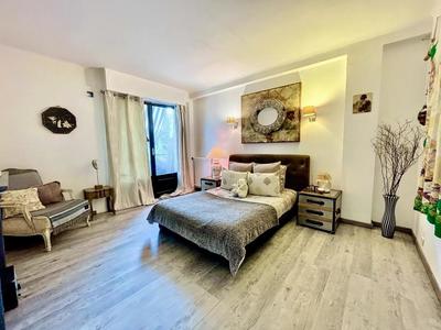 Appartement - 60 m² - 2 pièces