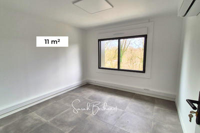 Bureau - 87 m² - 2 pièces