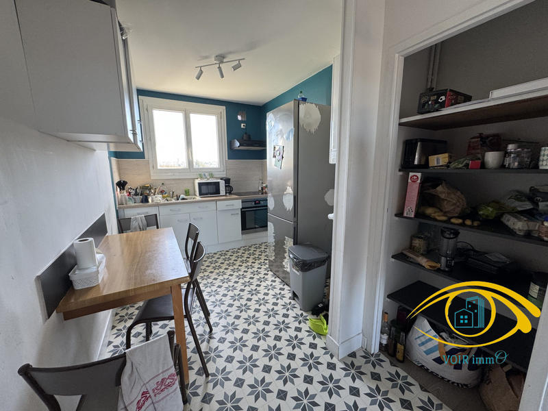 Appartement - 82 m² - 6 pièces