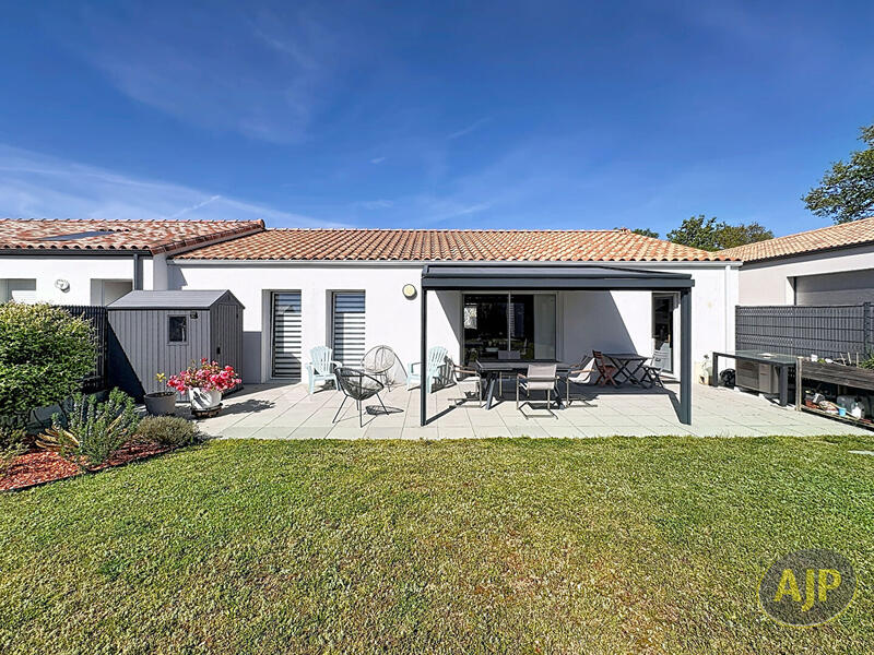 Maison - 88 m² - 5 pièces