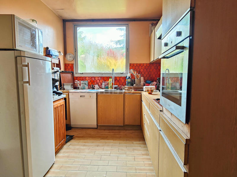 Maison - 202 m² - 7 pièces