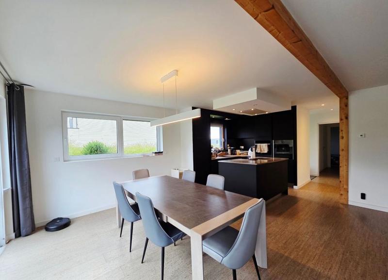 Maison - 146 m² - 7 pièces