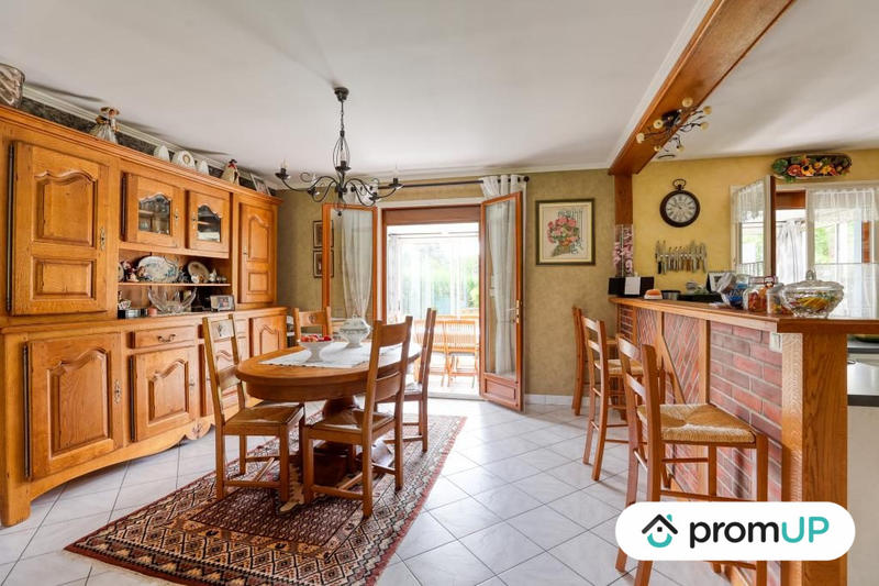 Maison - 137 m² - 5 pièces