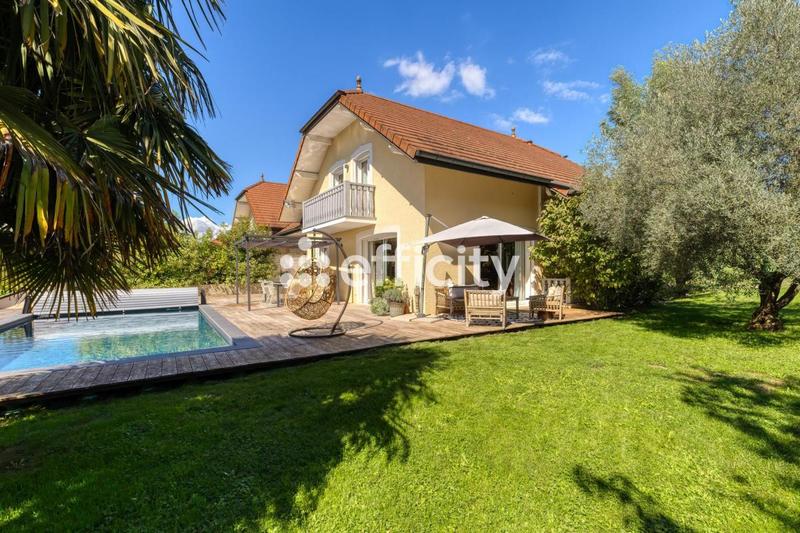 Maison - 155 m² - 5 pièces