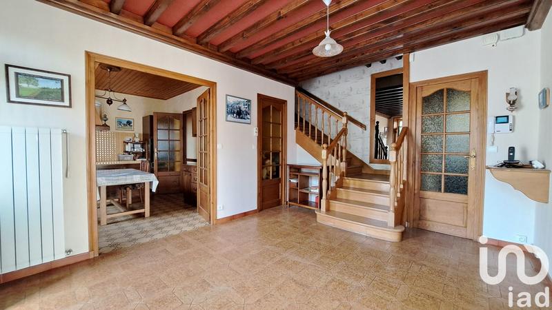Maison - 229 m² - 8 pièces