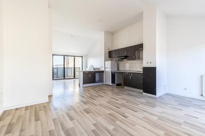 Appartement - 87 m² - 3 pièces