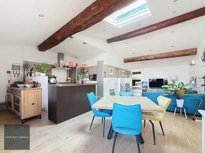 Appartement - 96 m² - 4 pièces