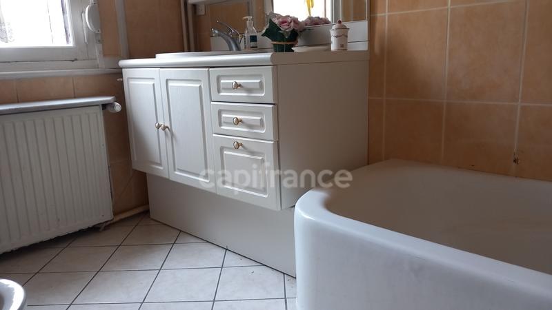 Maison bourgeoise - 239 m² - 11 pièces