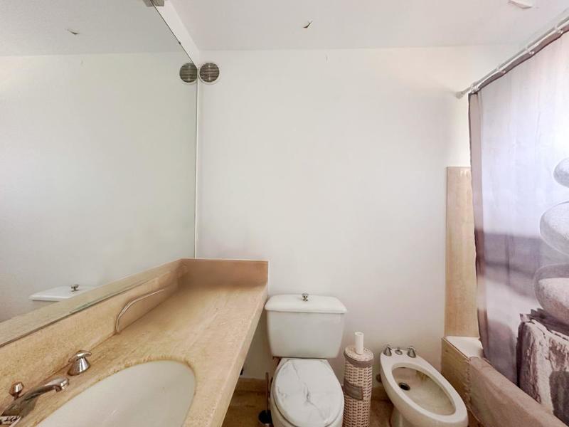 Appartement - 80 m² - 3 pièces