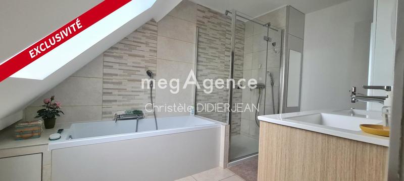 Maison - 121 m² - 6 pièces