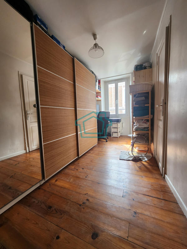 Maison - 90 m² - 5 pièces