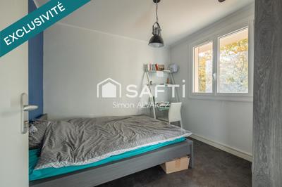 Appartement - 77 m² - 5 pièces