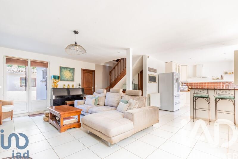 Maison - 140 m² - 6 pièces