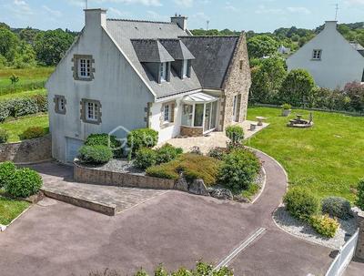 Maison de village - 135 m² - 7 pièces