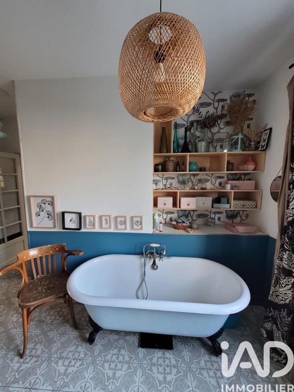 Maison - 180 m² - 7 pièces