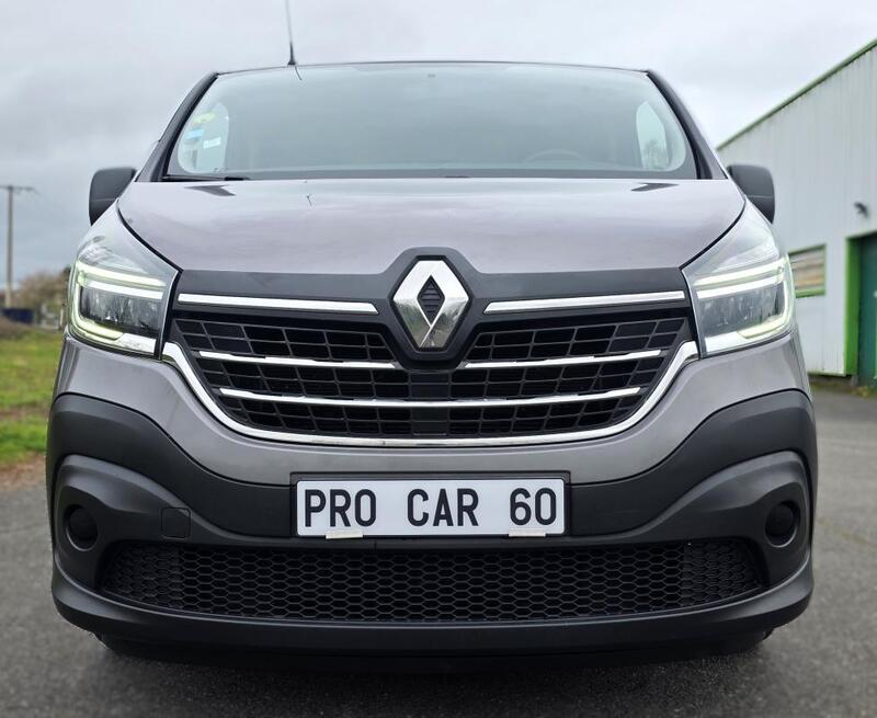 Renault Trafic Combi 1° Main 2.0 Dci 145cv 9 Places Zen / Entretien constructeur