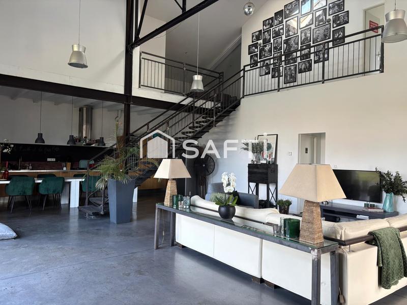 Maison - 278 m² - 7 pièces