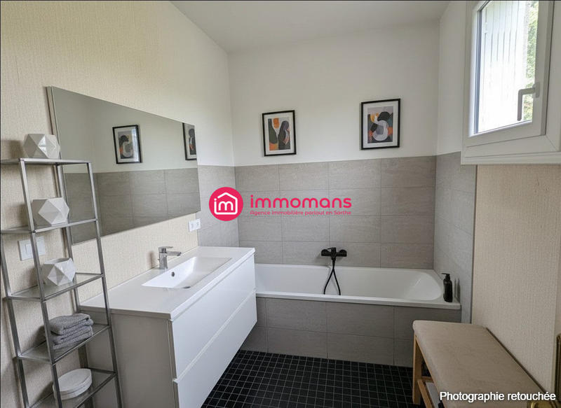 Maison - 176 m² - 7 pièces