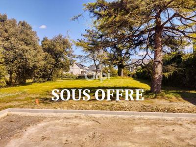 Terrain constructible - 1 313 m²