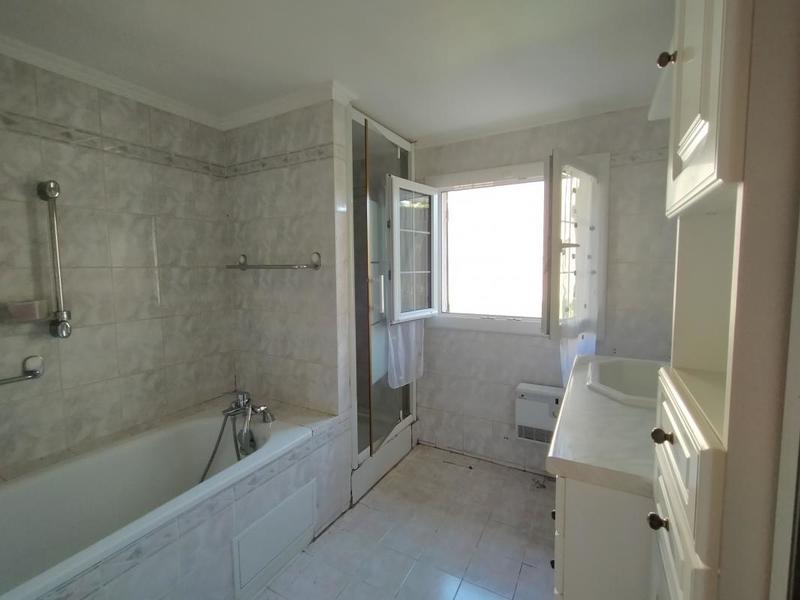 Maison - 90 m² - 3 pièces