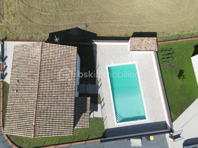 Villa - 140 m² - 5 pièces
