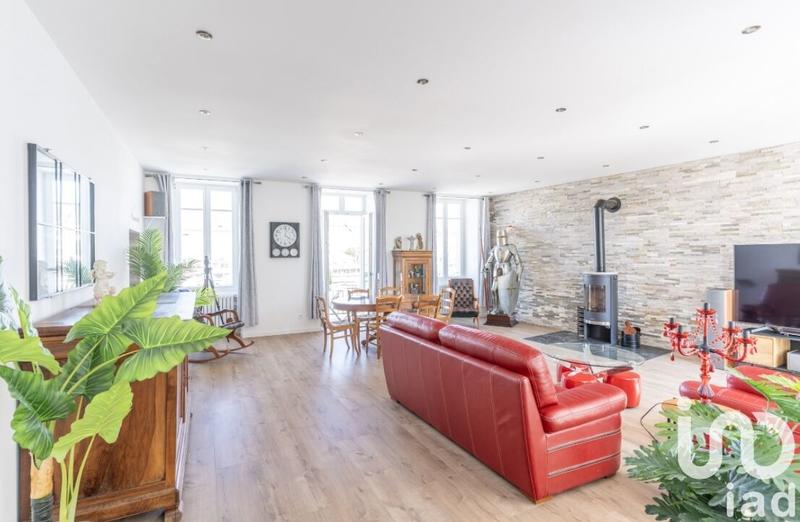 Maison de ville - 197 m² - 8 pièces