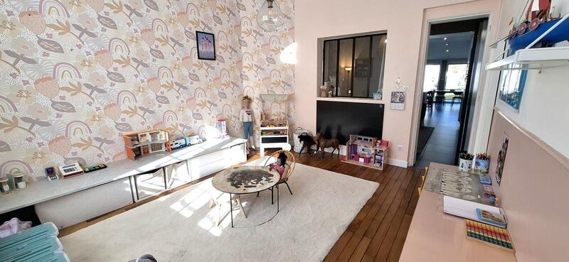 Maison - 162 m² - 7 pièces