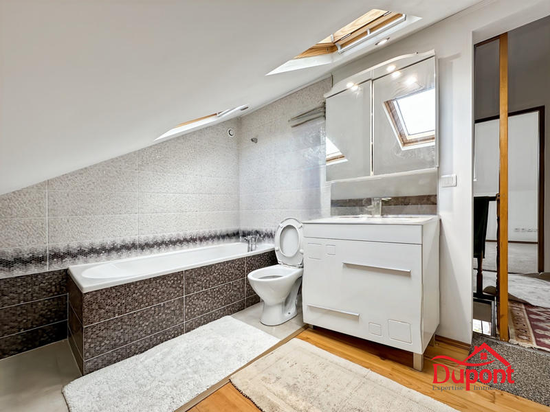 Maison - 143 m² - 6 pièces