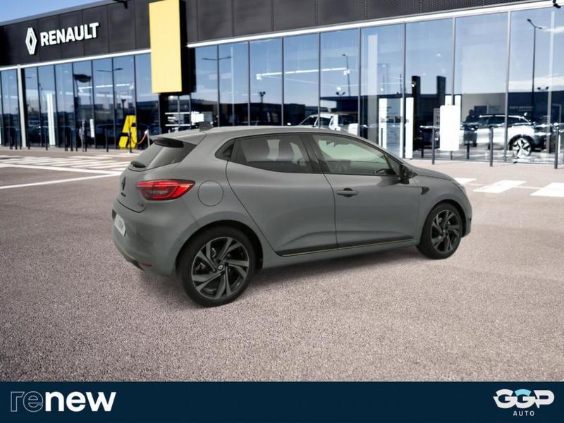 Renault Clio V E-Tech full hybrid 145 Engineered