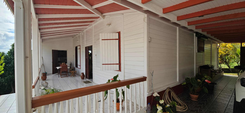 Maison - 94 m² - 4 pièces