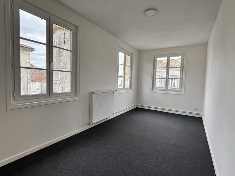 Appartement - 84 m² - 4 pièces