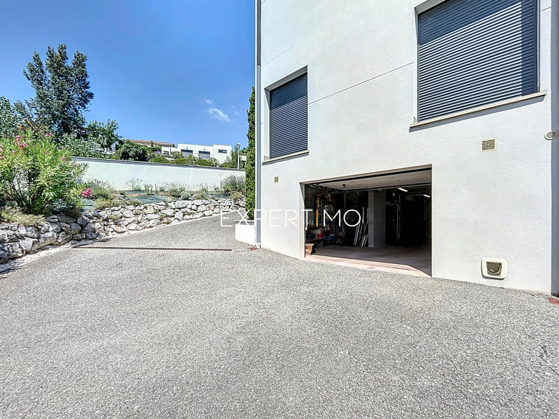 Villa - 153 m² - 5 pièces