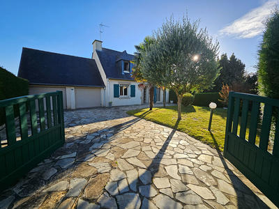 Maison - 88 m² - 4 pièces