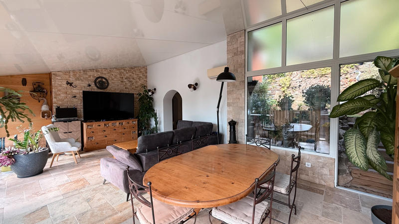 Maison - 156 m² - 6 pièces