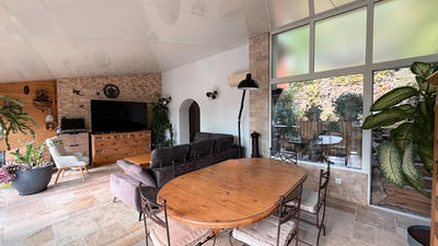 Maison - 156 m² - 6 pièces