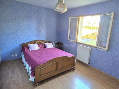 Maison de village - 90 m² - 3 pièces