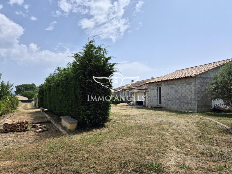 Villa - 160 m² - 7 pièces