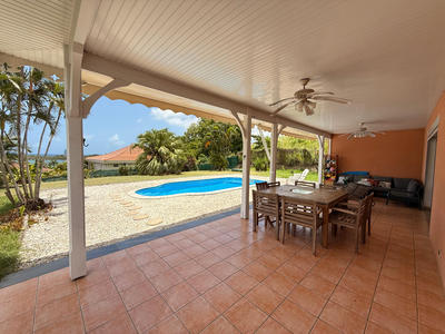 Villa - 96 m² - 4 pièces