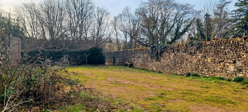 Terrain constructible - 640 m²