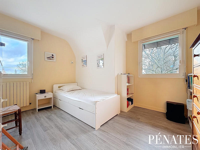 Maison - 172 m² - 7 pièces