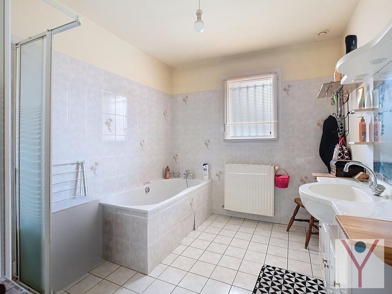 Maison - 115 m² - 4 pièces