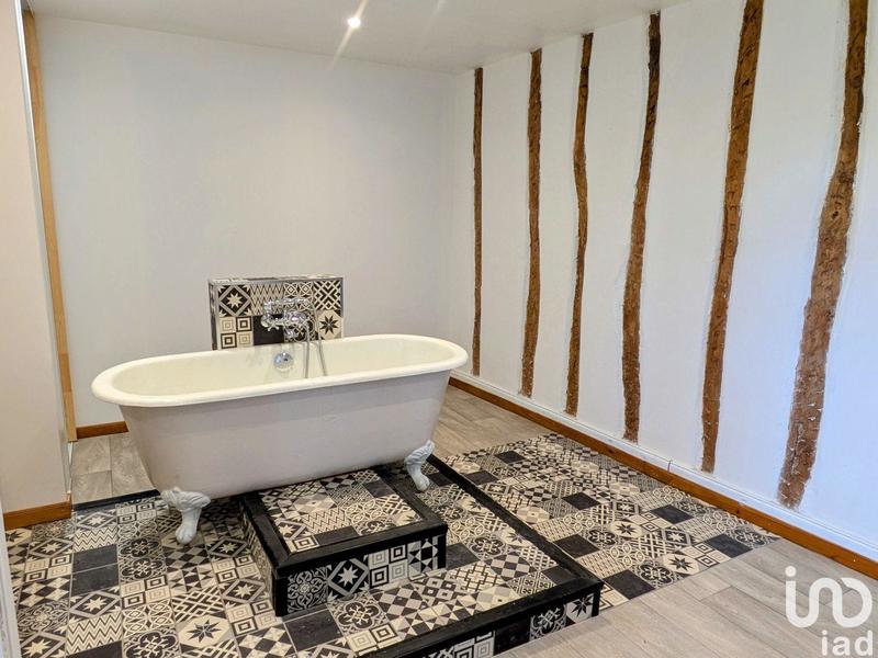 Maison - 237 m² - 6 pièces