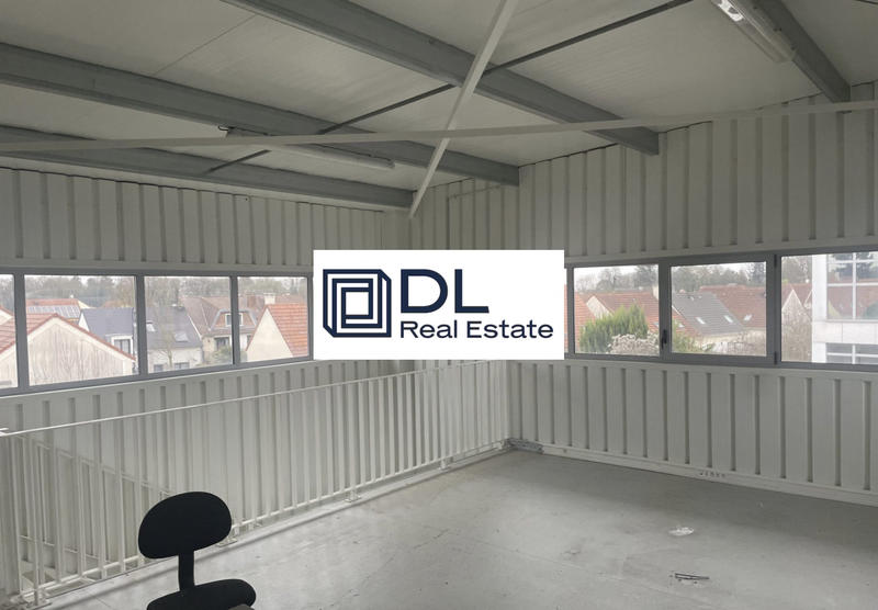 Entrepôt - 350 m²