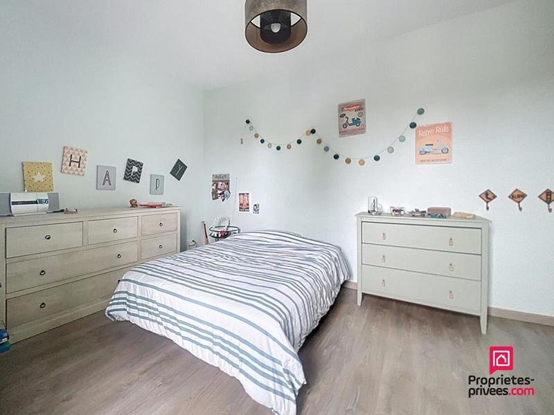 Maison - 185 m² - 7 pièces