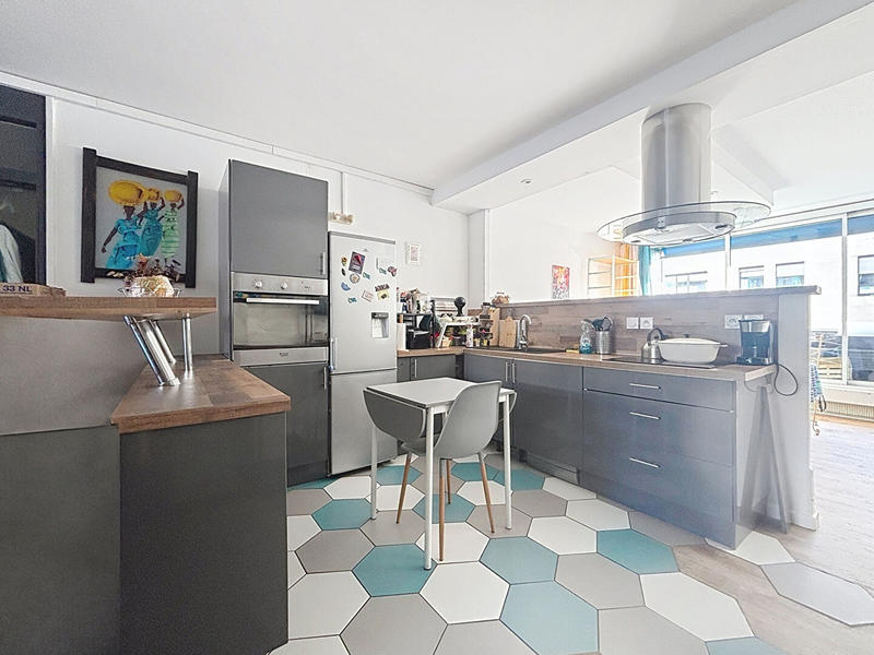 Appartement - 67 m² - 2 pièces