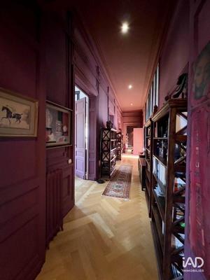 Appartement - 219 m² - 5 pièces