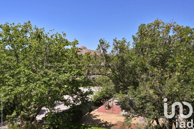 Appartement - 102 m² - 5 pièces